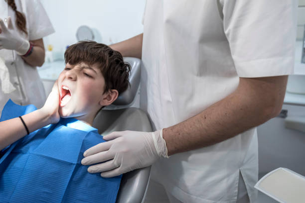 Best Emergency Treatment for Dental Infections or Abscesses in Vandenberg Af, CA
